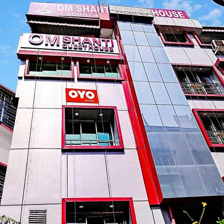 כלכותה Hotel O Om Shanti Inn מראה חיצוני תמונה