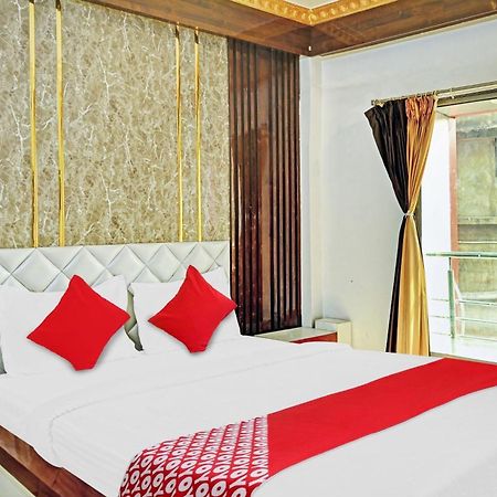 כלכותה Hotel O Om Shanti Inn מראה חיצוני תמונה