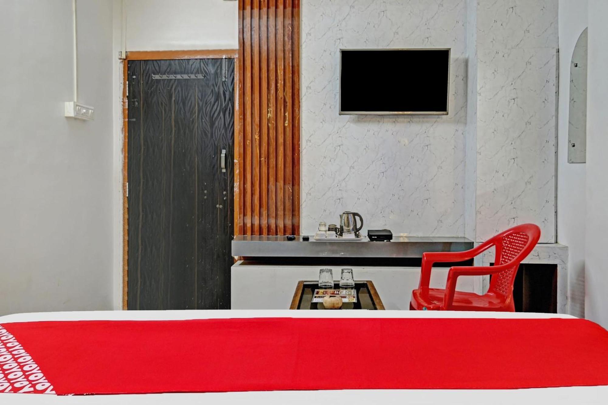 כלכותה Hotel O Om Shanti Inn מראה חיצוני תמונה