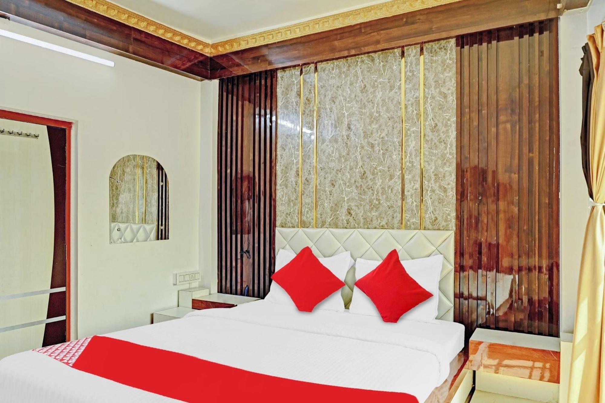 כלכותה Hotel O Om Shanti Inn מראה חיצוני תמונה