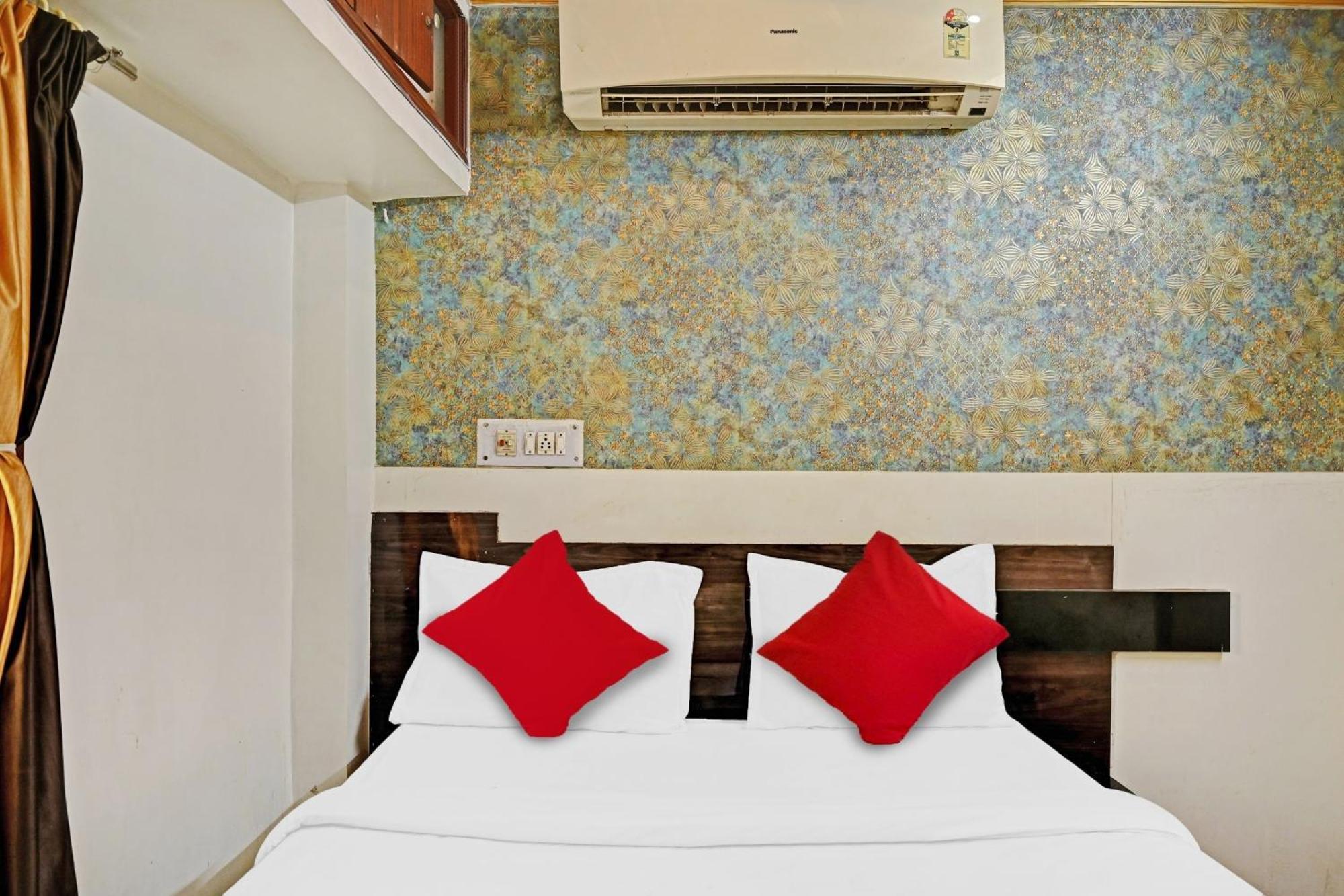 כלכותה Hotel O Om Shanti Inn מראה חיצוני תמונה